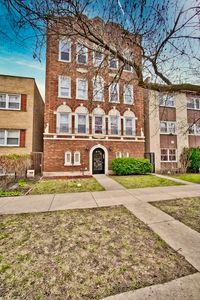6237 N Mozart St, Chicago, IL, 60659