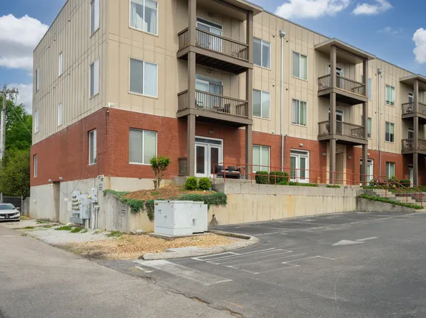 817 Flynn St APT 302, Chattanooga, TN 37403