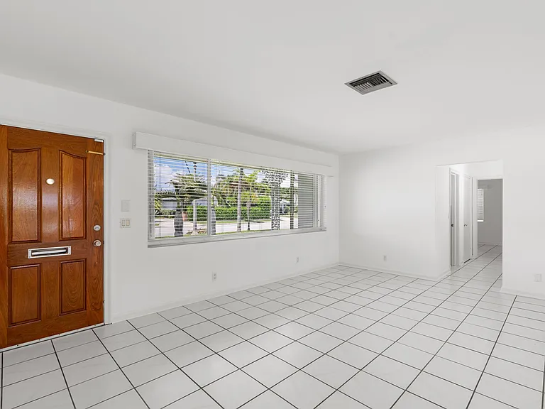 360 Palmetto St — Photo 20