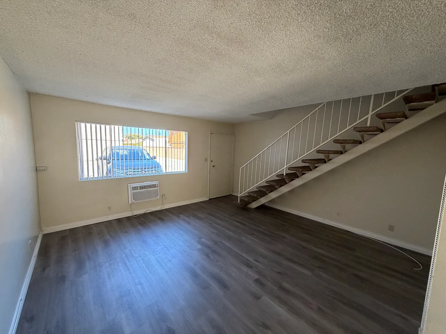 2 bed, 1.5 bath, $2,595 — Photo 2
