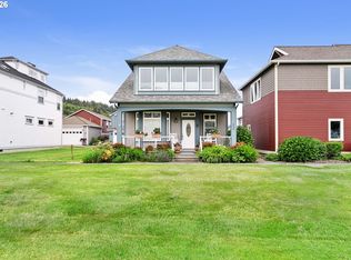 230 Roundhouse Rd, Astoria, OR 97103
