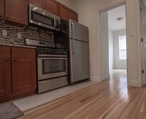 Rented by Arvik Group Real Estate | media 21