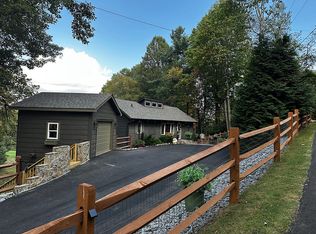 190 Meadow View Rd, Glade Valley, NC 28627