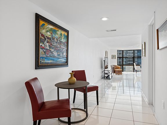 4th image of 6423 Collins Ave APT 1701