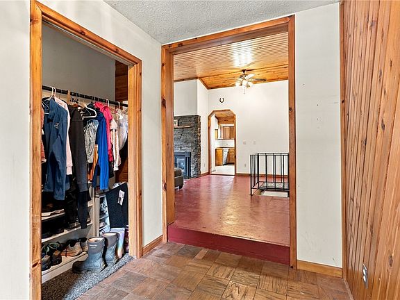 3rd image of 5490 Updyke Rd