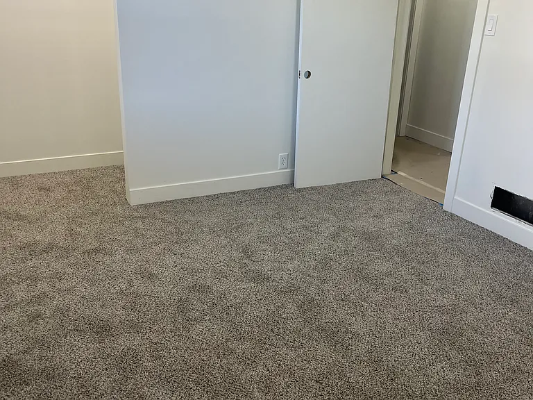 245 N 400 E — Photo 25
