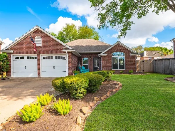 6415 Avenel Dr, Pasadena, TX 77505