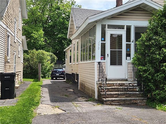 3rd image of 150 Wadsworth St