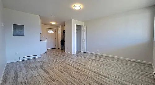 3rd image of 129 Cosey Beach Ave #B2