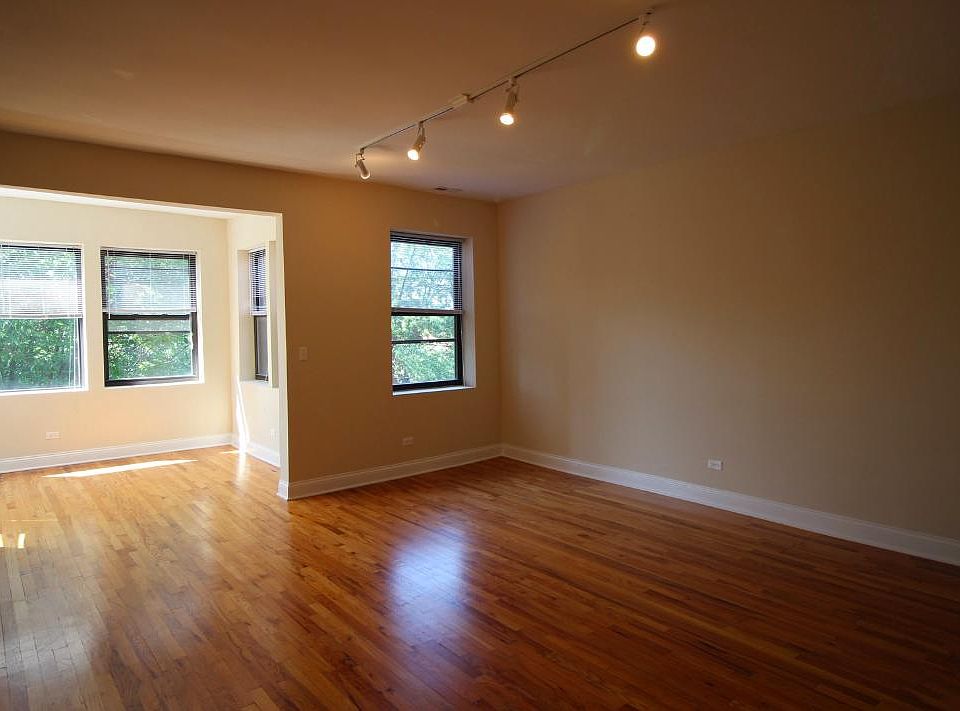 1st image of 5003 N Sawyer Ave APT 1