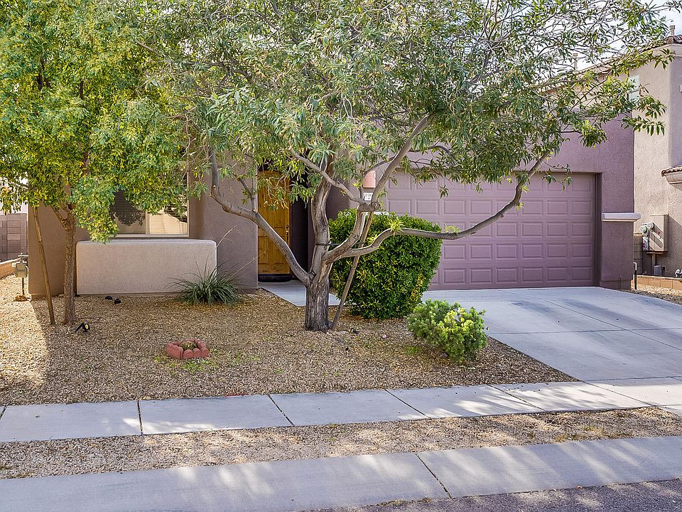 1st image of 10400 S Painted Mare Dr