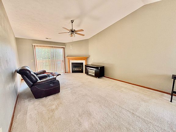 5th image of 8000 Primrose Pl