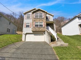 2264 Ochre St, Reading, PA 19606