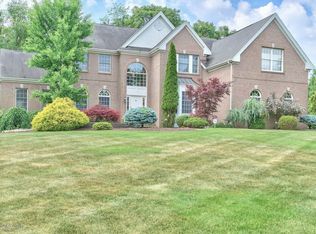631 Kirwan Ct, Freehold, NJ 07728