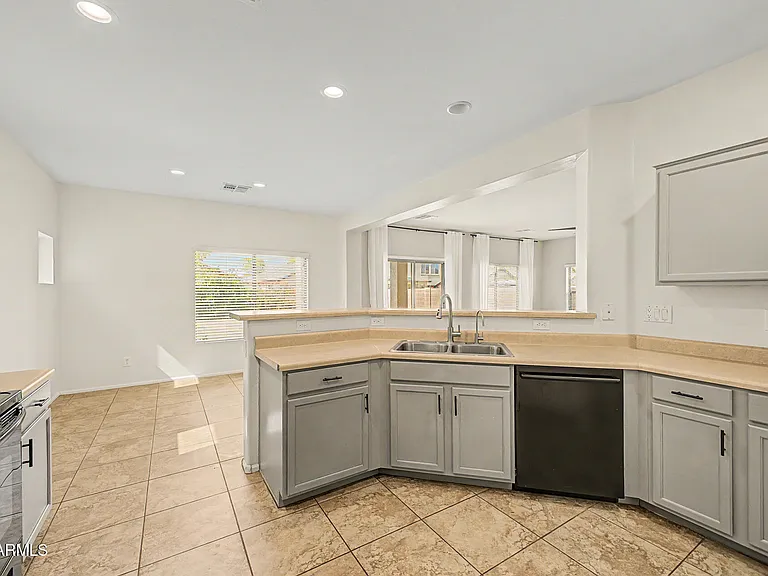 41342 W Capistrano Dr — Photo 15