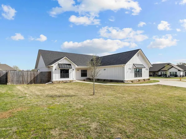 86 Chester Field Cir, Texarkana, TX 75503