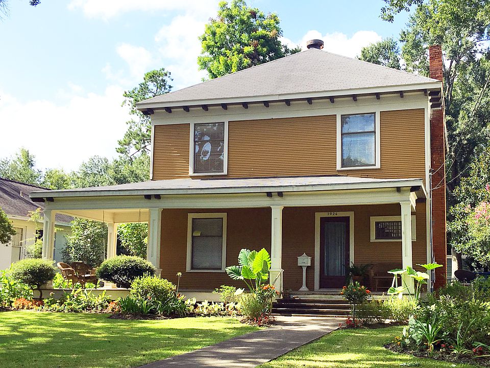 Fully renovated exterior