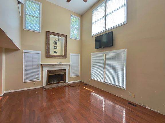 4th image of 1817 Holloway Cir