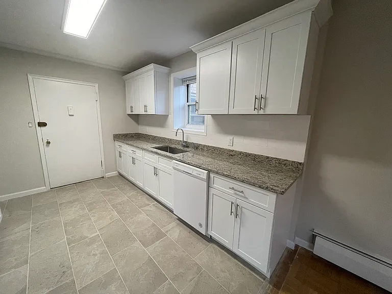 6010 Kennedy Blvd E #31 — Photo 4