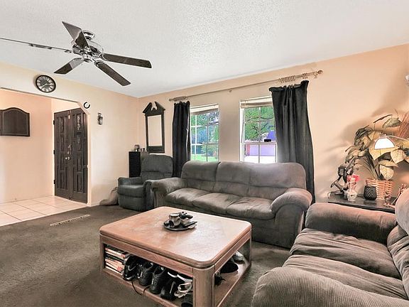 4th image of 1419 Freeport Dr