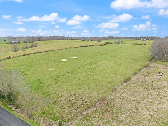 3rd image of 2690 Pond School Rd