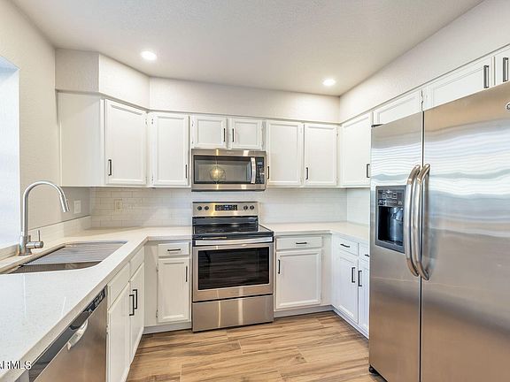5th image of 5704 E AIRE LIBRE Avenue #1103