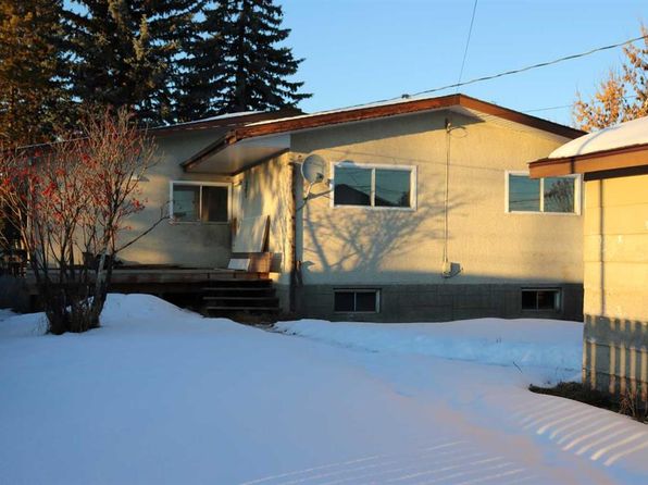 4909 N 6th Ave, Edson, AB T7E 1K8