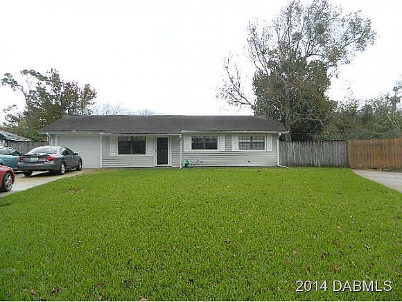 1st image of 74 Lake Park Cir