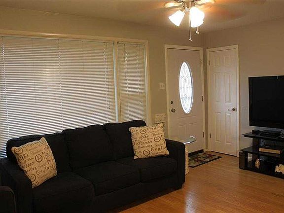 5th image of 7824 Wilmar Pl