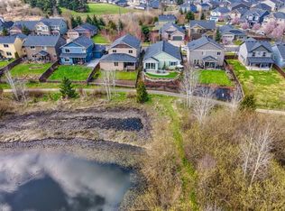 518 N Helens View Dr, Ridgefield, WA 98642