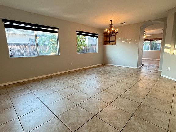 4th image of 15680 Sage Ct