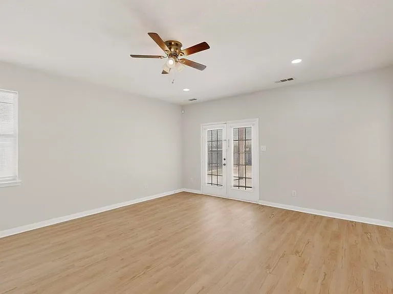 412 Riverbed Dr #412 — Photo 18