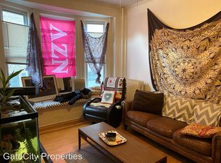 1227 N Milwaukee St APT 02, Milwaukee, WI 53202