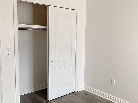 5th image of 13340 37th Ave #4