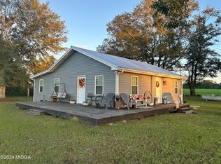 11 Pope Rd, Roberta, GA 31078