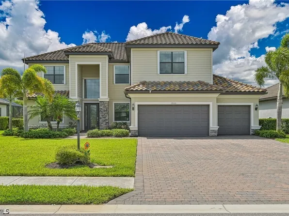 19553 The Place Blvd, Estero, FL 33928