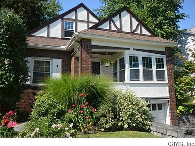 312 Haddonfield Dr, Syracuse, NY, 13214