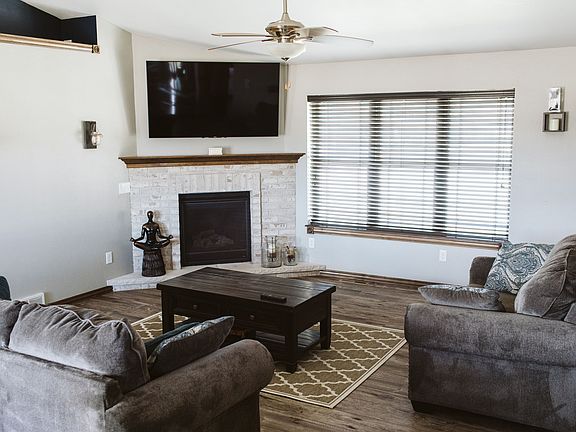 2nd image of 262 McKinley Ave