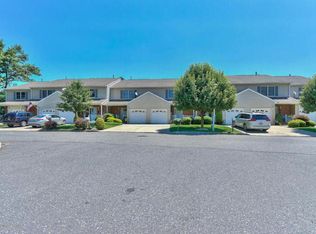 20 Goldsmith Dr, Spotswood, NJ 08884