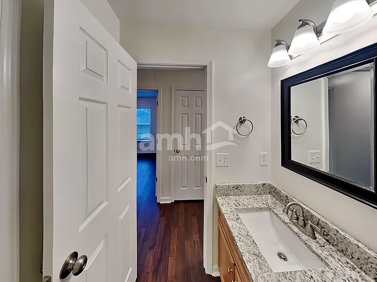 710 Norwood Ct — Photo 14