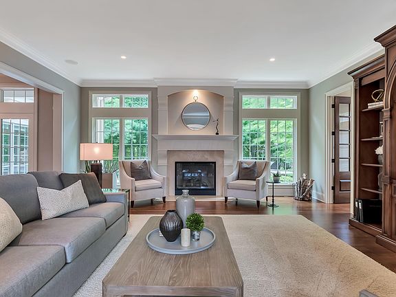 5th image of 9292 Donatello Dr