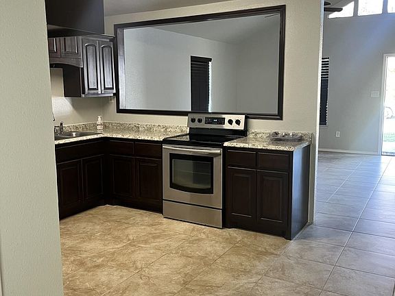 3rd image of 605 E Adobe St