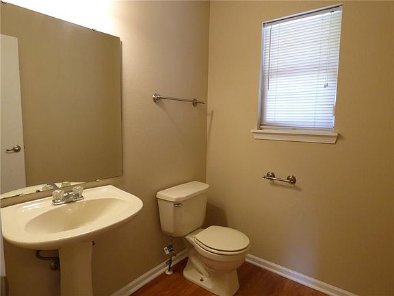 4th image of 8917 Lighthorse Dr