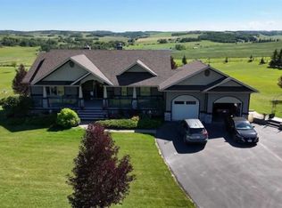 282255 N Range Road 34, Rocky View County, AB T0M 1L0