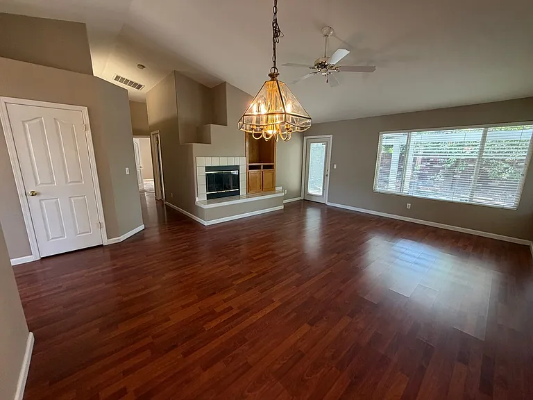 6400 Silver Hawk Way — Photo 9