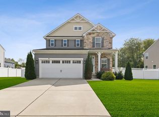 212 Spring Beauty Dr, Williamstown, NJ 08094