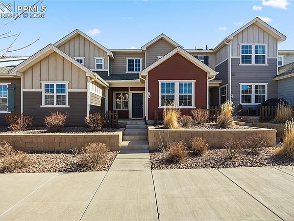 3rd image of 19 N Raven Mine Dr