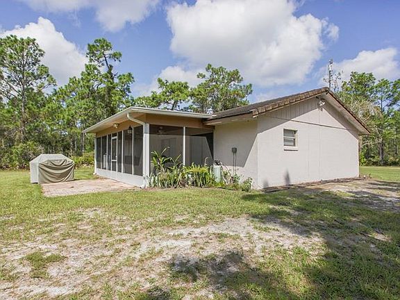 2nd image of 4751 Belmonte Dr