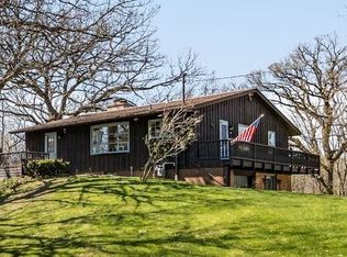 125 Hickory Loop Dr, Sandwich, IL 60548