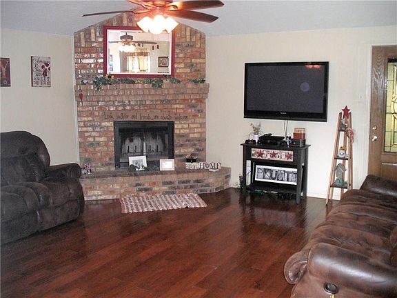 5th image of 128 Park Crest Dr